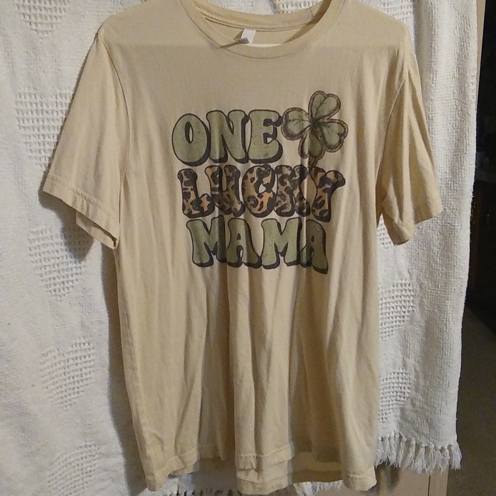 Womens one lucky mama shirt
